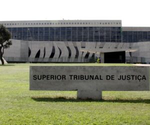 É nula partilha de bens sem citação de companheira do falecido